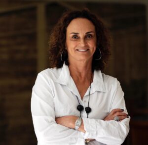 Elena Landau